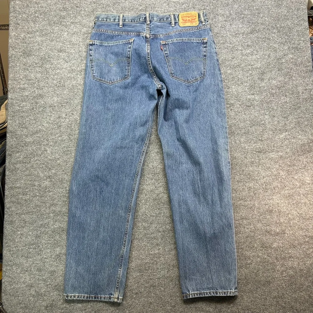 Levi's 550 Jeans Men's Blue Denim Straight Pockets Classic‎ Zip Fly - 36X33